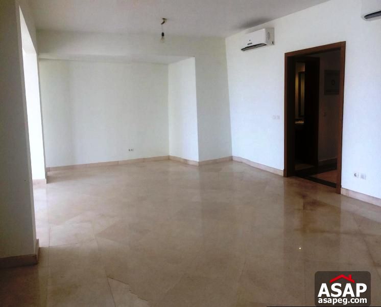 Apartment with Pool View in Uptown Cairo