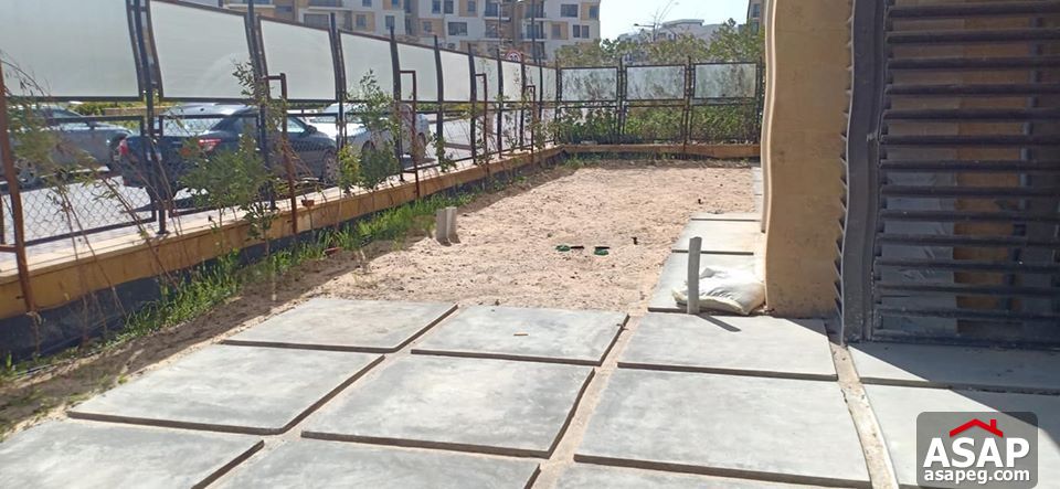 Ground floor for rent in New Cairo compounds - Eastown