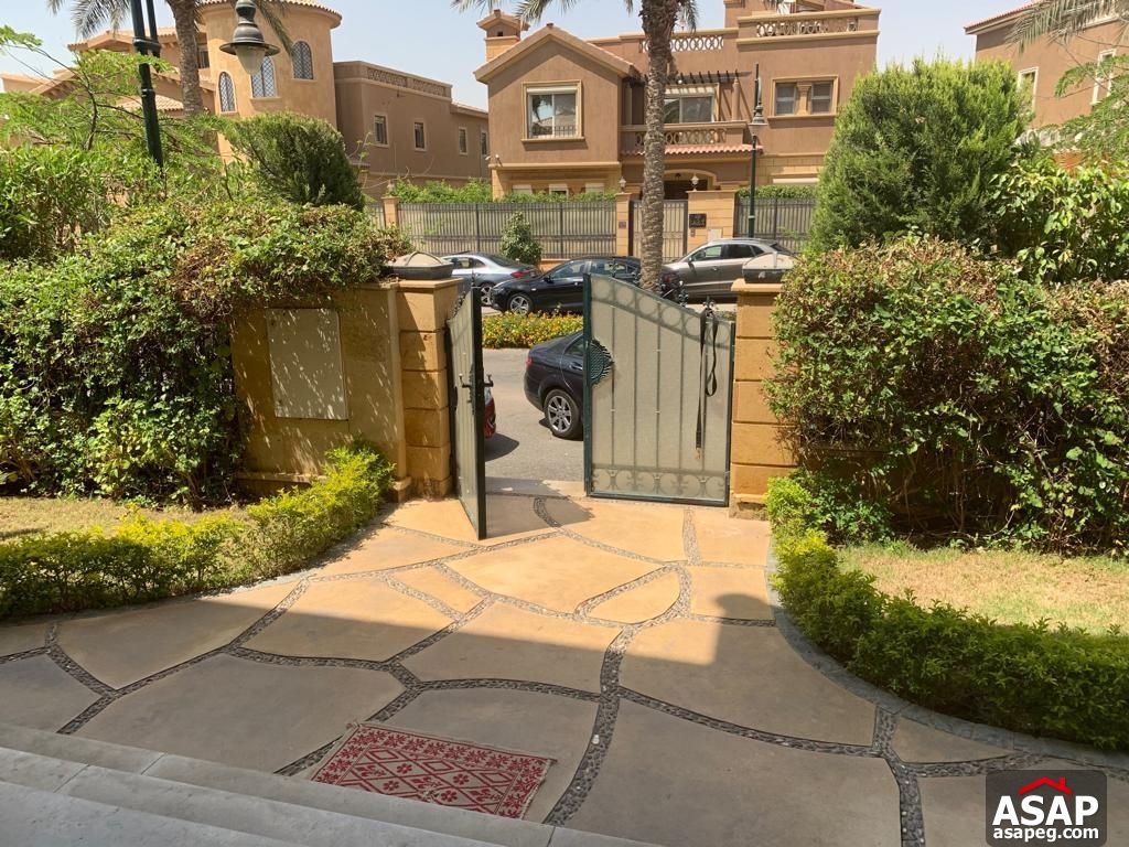 Stand Alone Villa with Swimming Pool in Bellagio