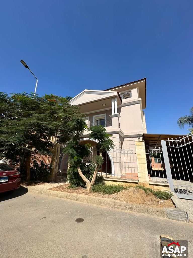 Villa for Rent in Royal Maxim Compound Villa for Rent in Royal Maxim Compound