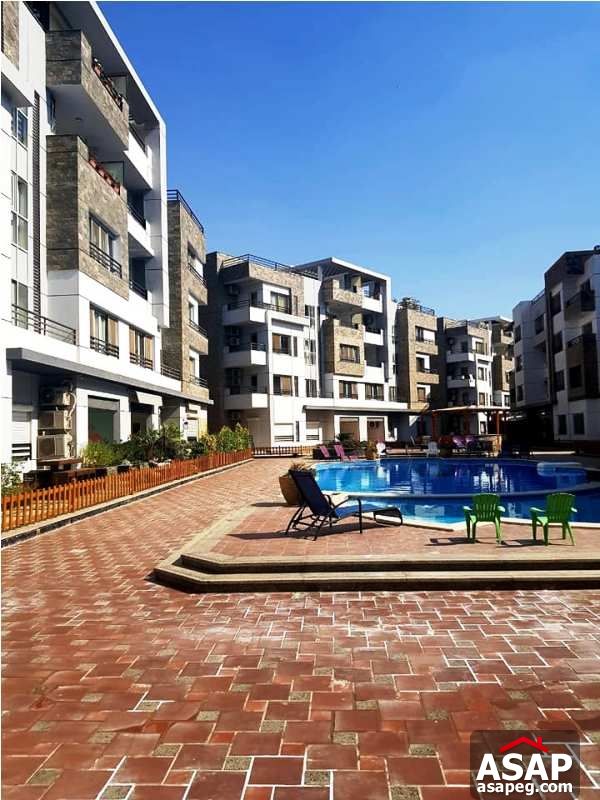 Apartment with Pool View in Mirage Residence Apartment with Pool View in Mirage Residence