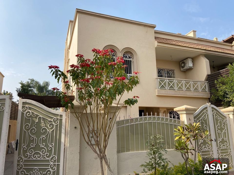 Twin House for Rent in Greens Compound Twin House for Rent in Greens Compound