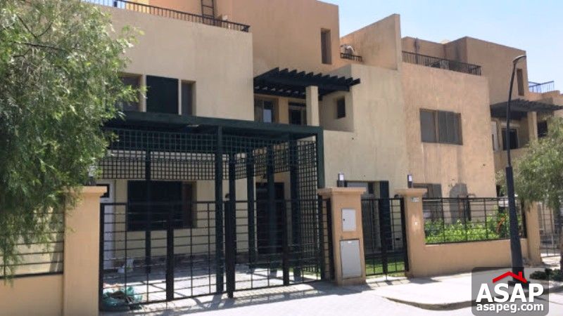 Furnished Villa with Garden for Rent in Allegria