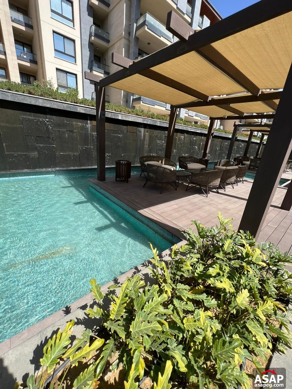 Ground Floor for Sale in Azad Compound