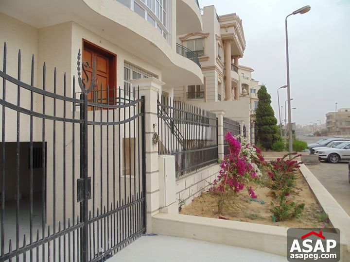 Duplex with Garden in New Cairo for Rent