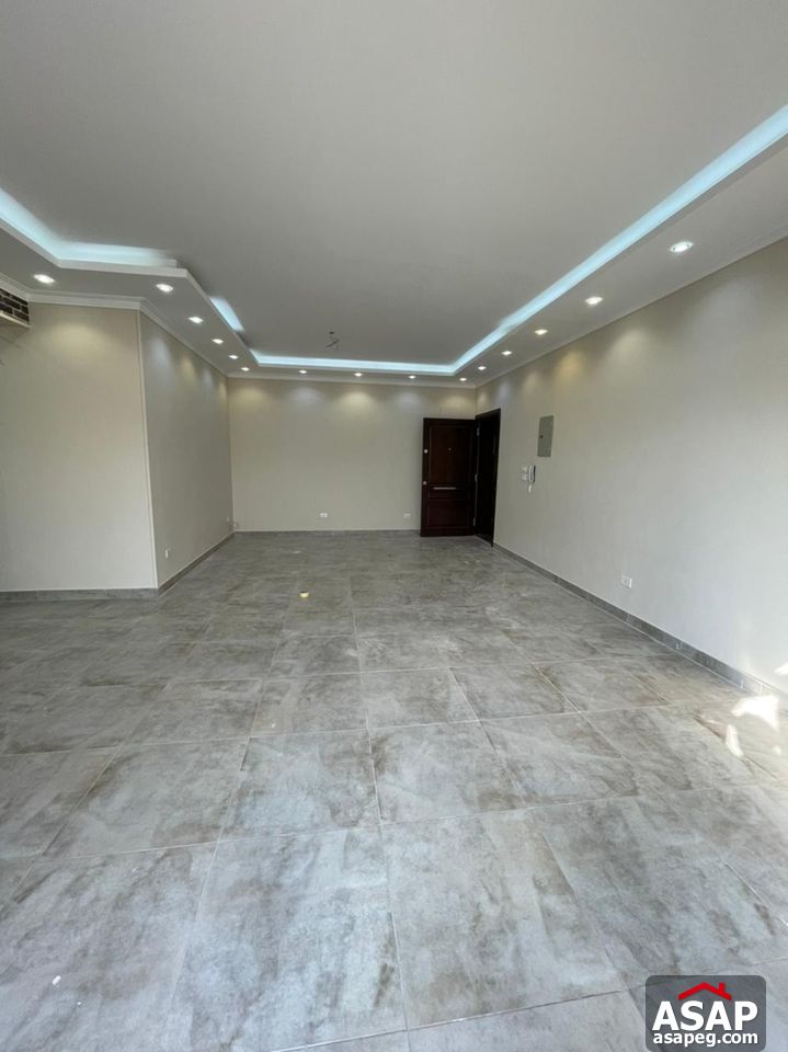 Apartment for Rent in Hyde Park Compound