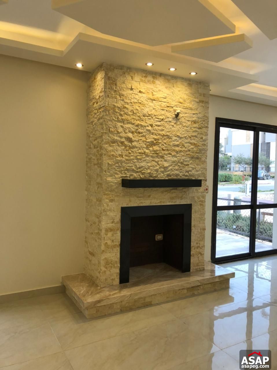 Duplex with Garden for Rent in Eastown Duplex with Garden for Rent in Eastown