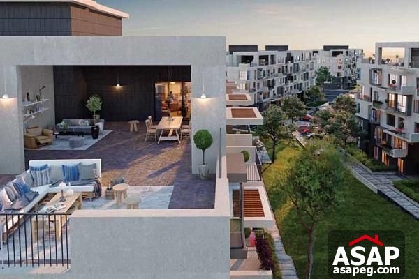 Duplex for sale at Eastown prime location.