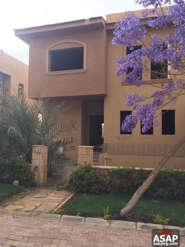 Twin House for Sale in Moon Valley 2 - New Cairo Twin House for Sale in Moon Valley 2 - New Cairo