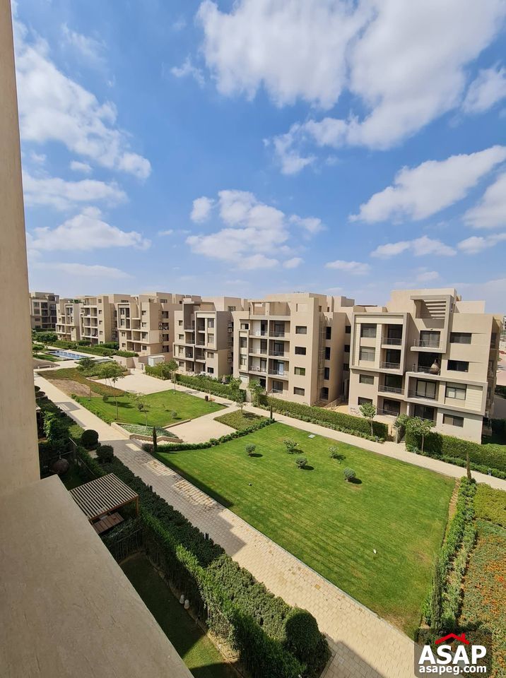 Penthouse for Rent in Fifth Square Compound