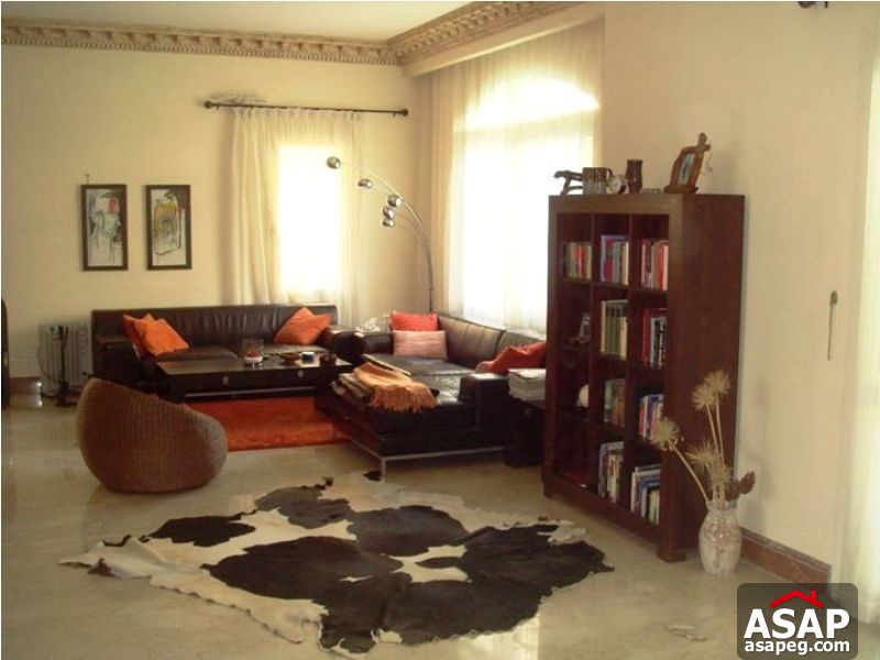 Villa for Rent in Showayfat
