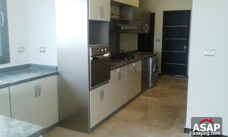 Town House with Private Garden in Allegria Town House with Private Garden in Allegria