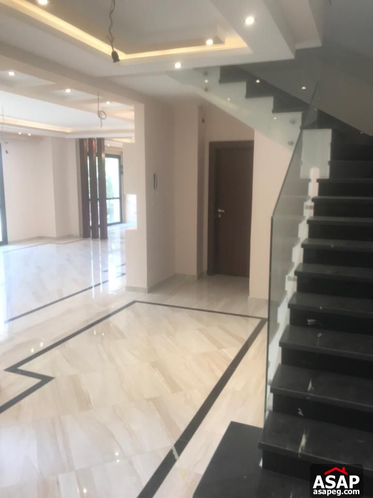 Duplex with Garden for Rent in Eastown Sodic