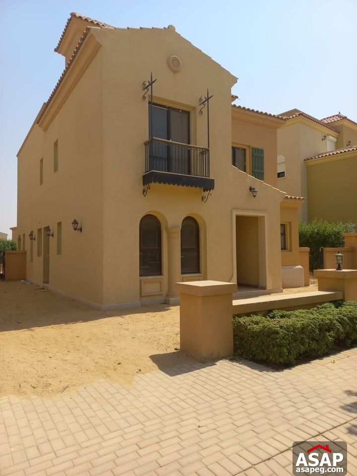 Semi Furnished Villa for Rent in Mivida Semi Furnished Villa for Rent in Mivida