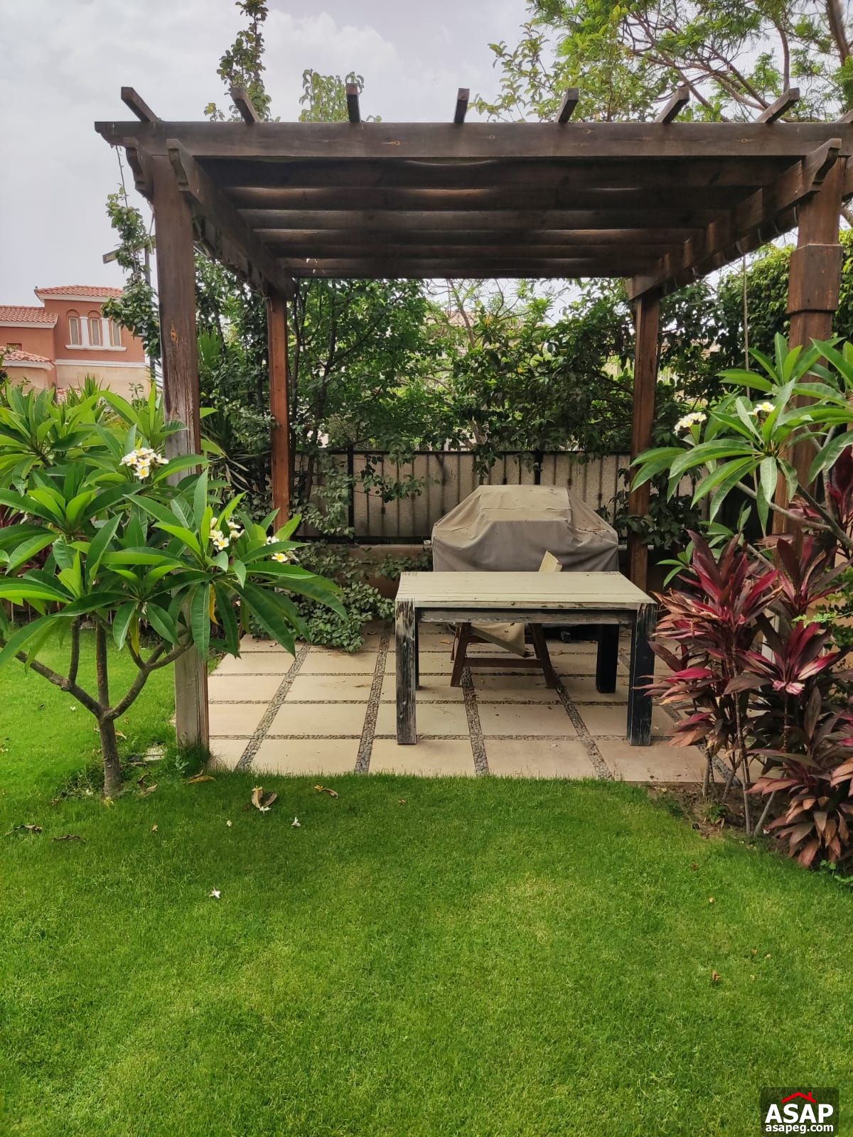 Stand Alone for Rent in Mivida Compound Stand Alone for Rent in Mivida Compound