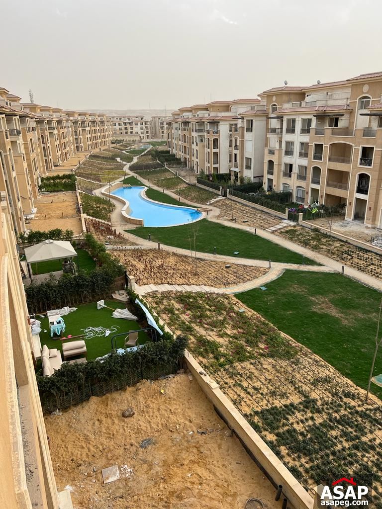 Penthouse with Lake View for Sale in Stone Residence Penthouse with Lake View for Sale in Stone Residence