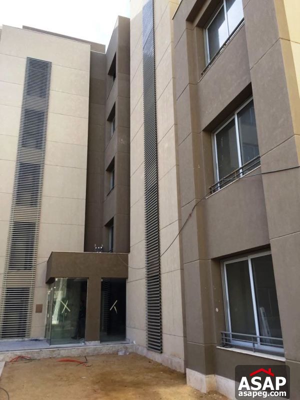 Studio for Rent in Village Gate Studio for Rent in Village Gate