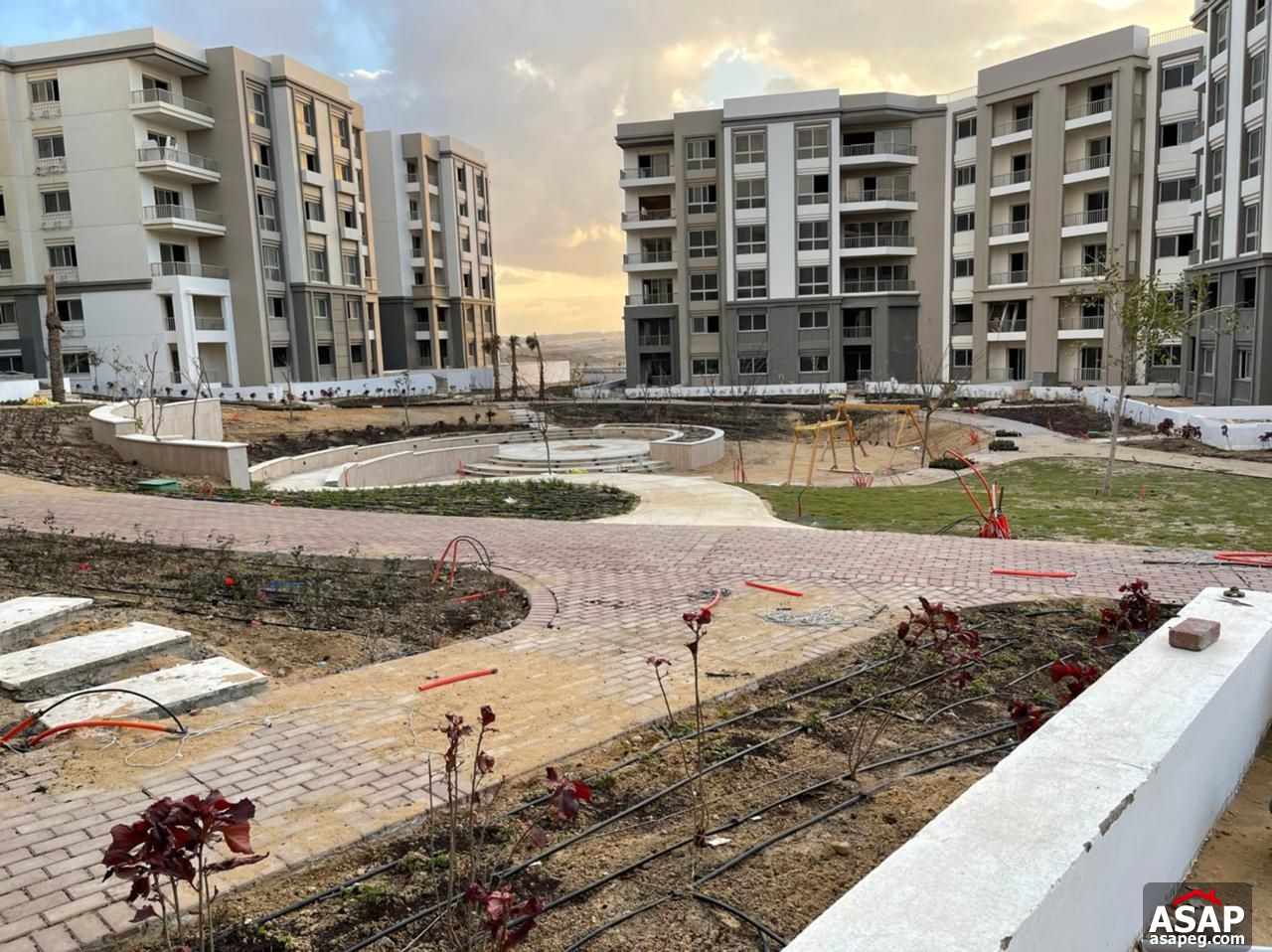 Apartment for Sale in Hyde Park Compound Apartment for Sale in Hyde Park Compound