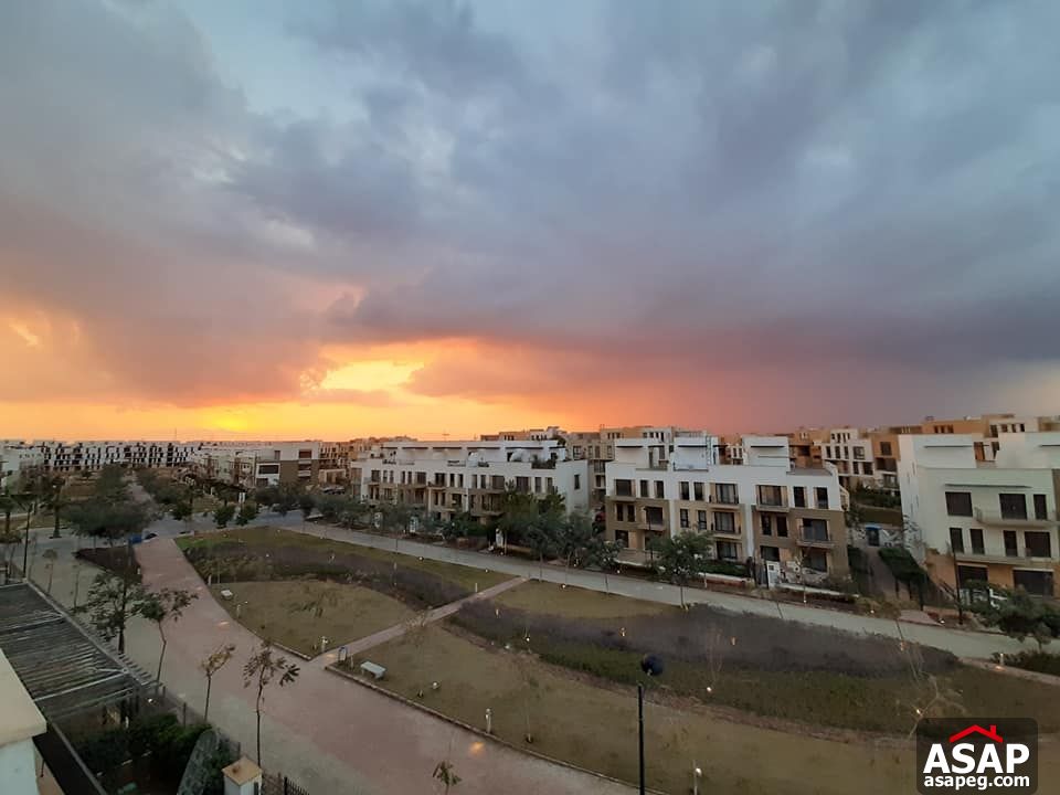 Town House with Garden for Rent in Westown - Sheikh Zayed Town House with Garden for Rent in Westown - Sheikh Zayed