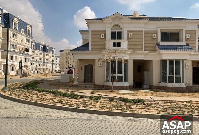 Town House for Sale in Mountain View Hyde Park