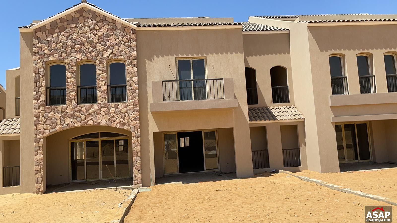 Town House for Sale in Future City