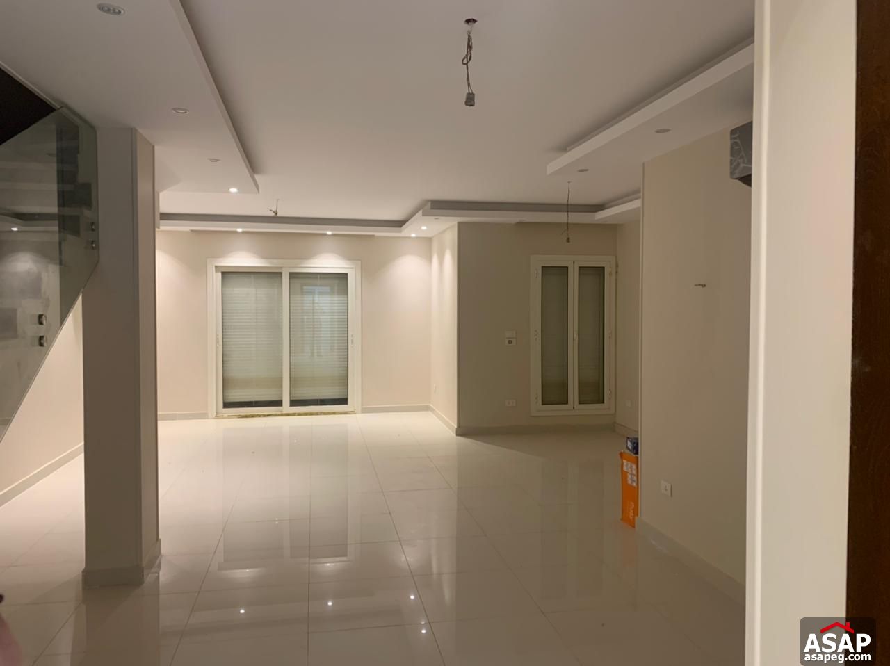 I Villa for Sale in Mountain View Hyde Park