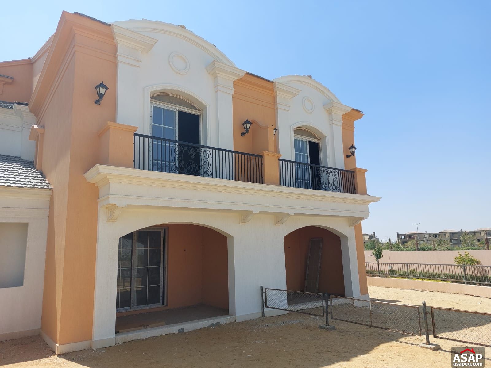 Twin House for Sale in Layan Sabbour Twin House for Sale in Layan Sabbour