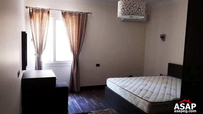 Flat with Garden in Lake View for Rent Flat with Garden in Lake View for Rent