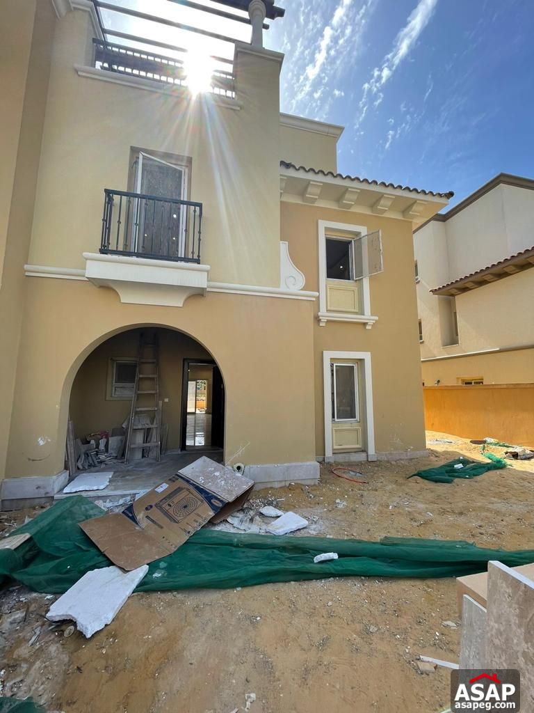 Modern Twin House for Rent in Mivida Emaar Modern Twin House for Rent in Mivida Emaar