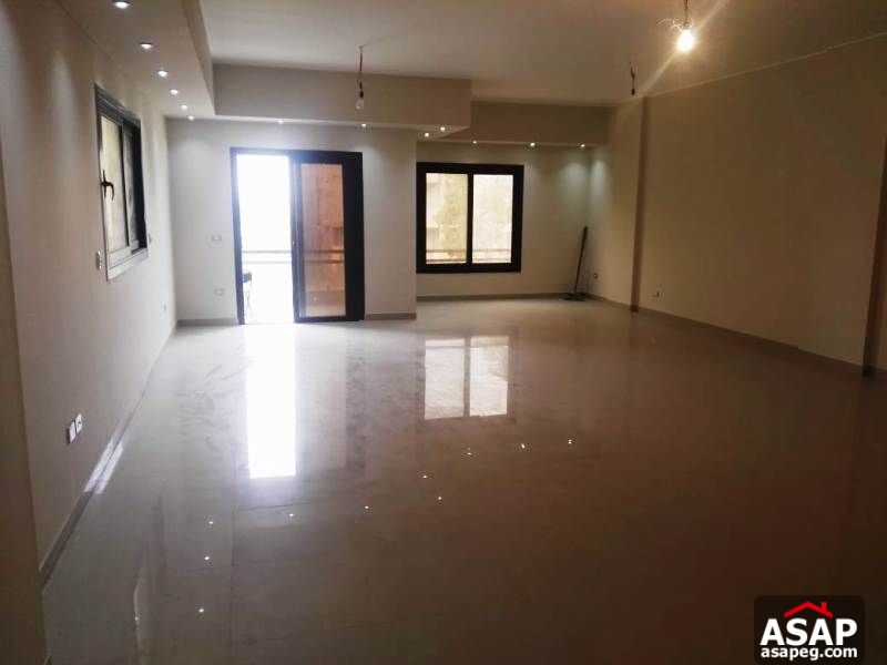 Apartment for Rent in West Golf Apartment for Rent in West Golf