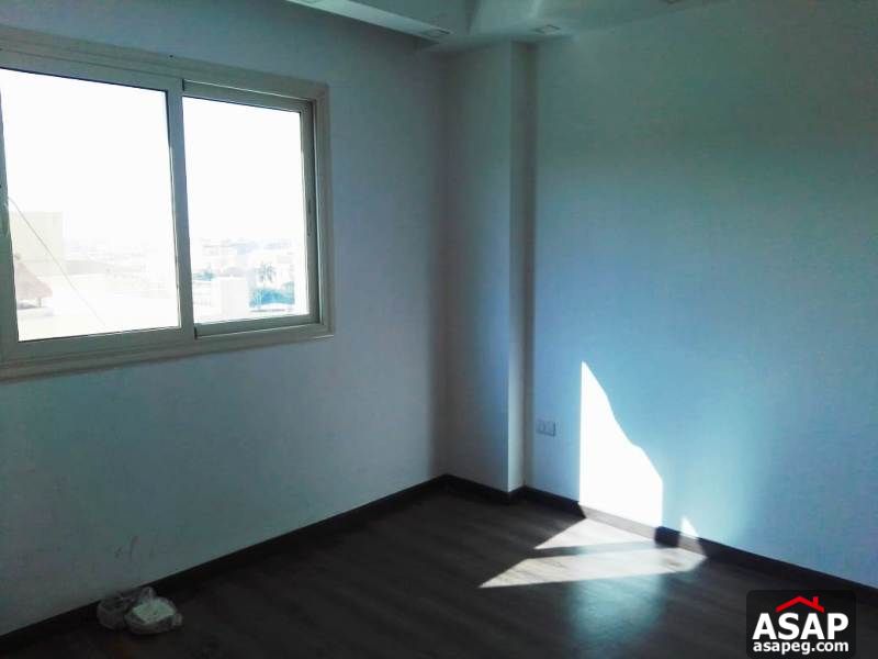 Apartment for Rent in West Golf Apartment for Rent in West Golf