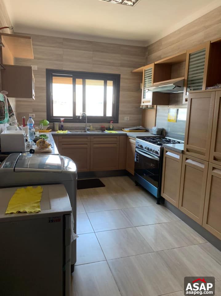 Apartment for Rent in Courtyard Compound Apartment for Rent in Courtyard Compound