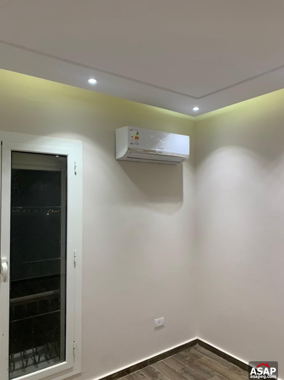 I Villa for Sale in Mountain View Hyde Park