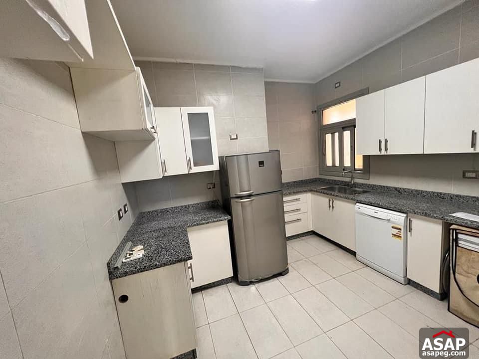 Semi Furnished Apartment in Vilage Gate for Rent Semi Furnished Apartment in Vilage Gate for Rent