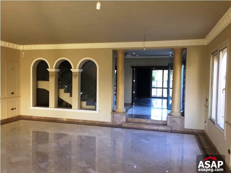 Twin House with Pool View in Patio for rent