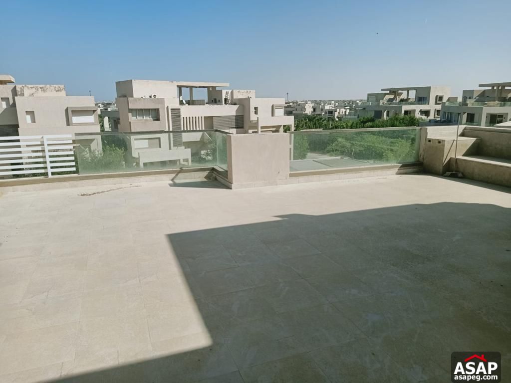 Furnished Senior Chalet for Sale in North Coast Furnished Senior Chalet for Sale in North Coast