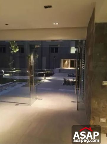 Duplex with Garden for Sale in Village Avenue Compound