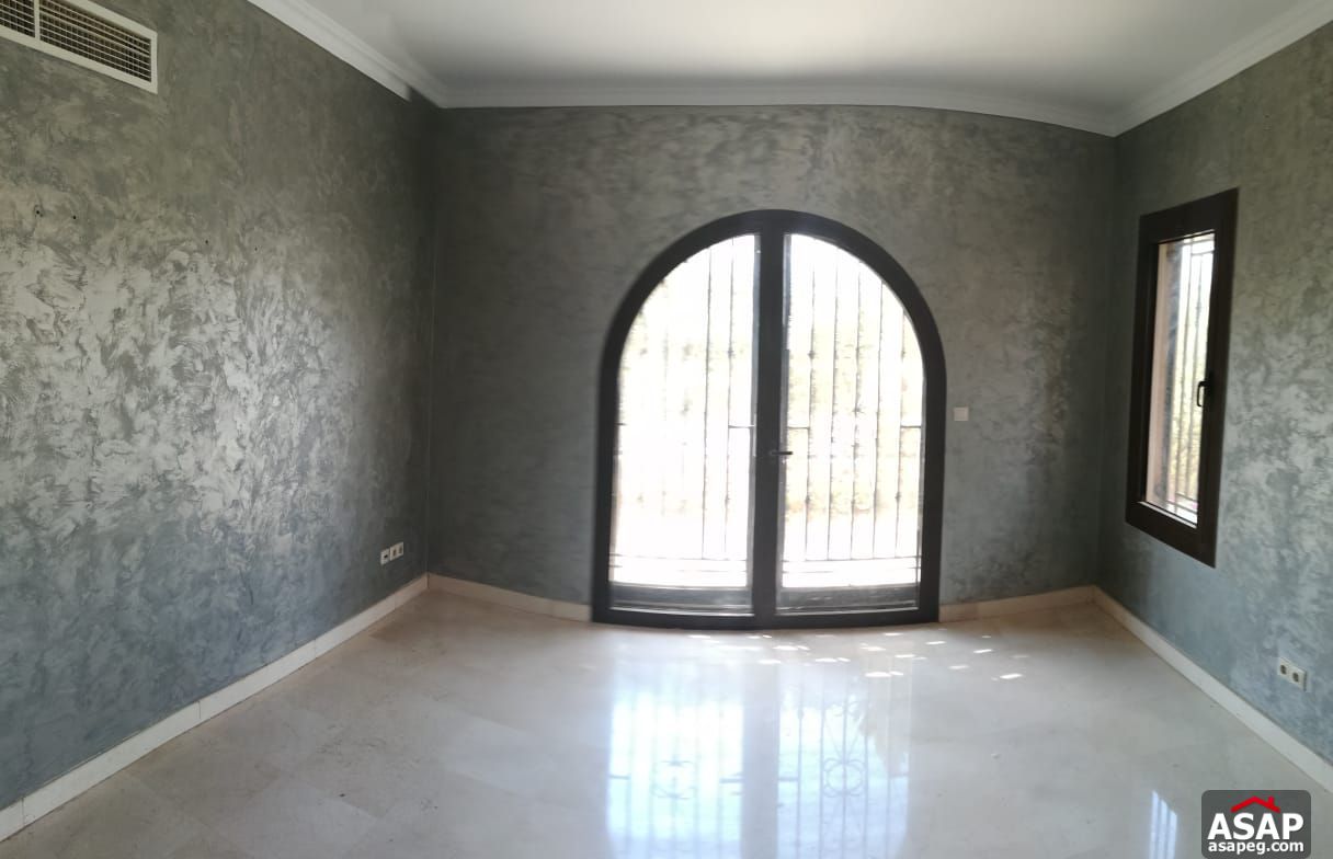 Villa for Sale in New Cairo compounds - Mivida