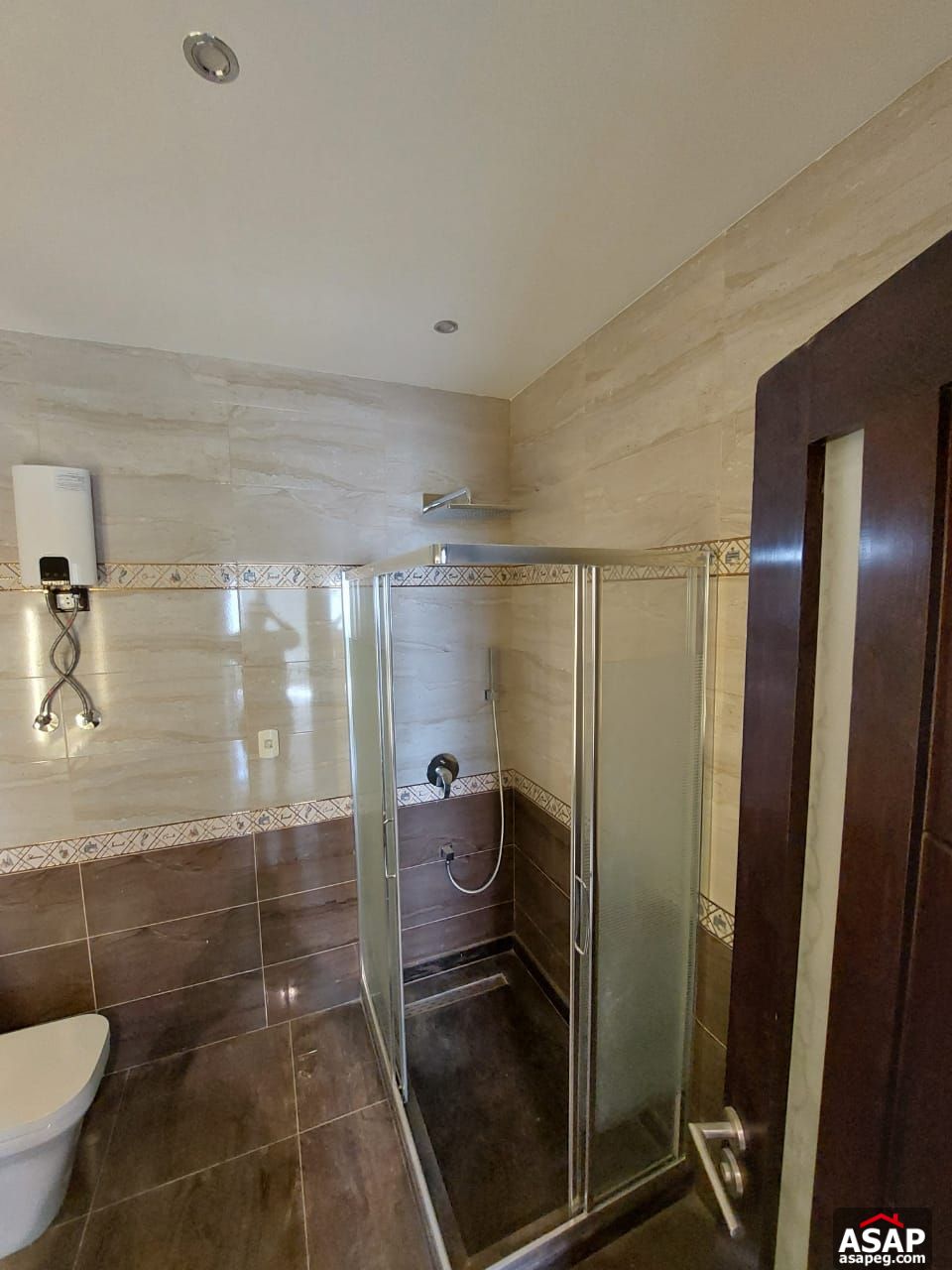 Apartment for Rent in Eastown Compound Apartment for Rent in Eastown Compound