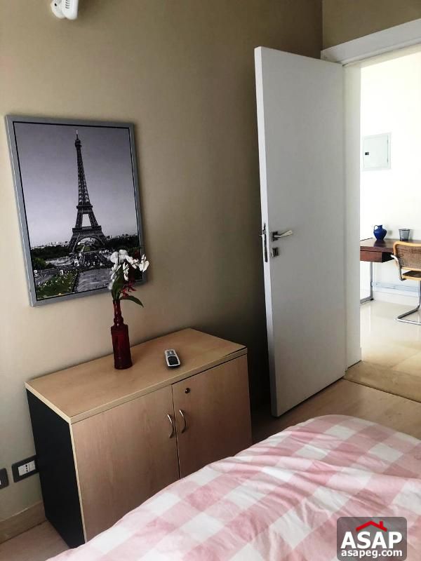 Penthouse for Rent in the Village Palm Hills