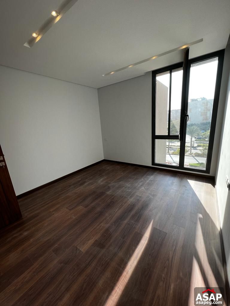 Semi-Furnished Apartment for Rent in Eastown Semi-Furnished Apartment for Rent in Eastown