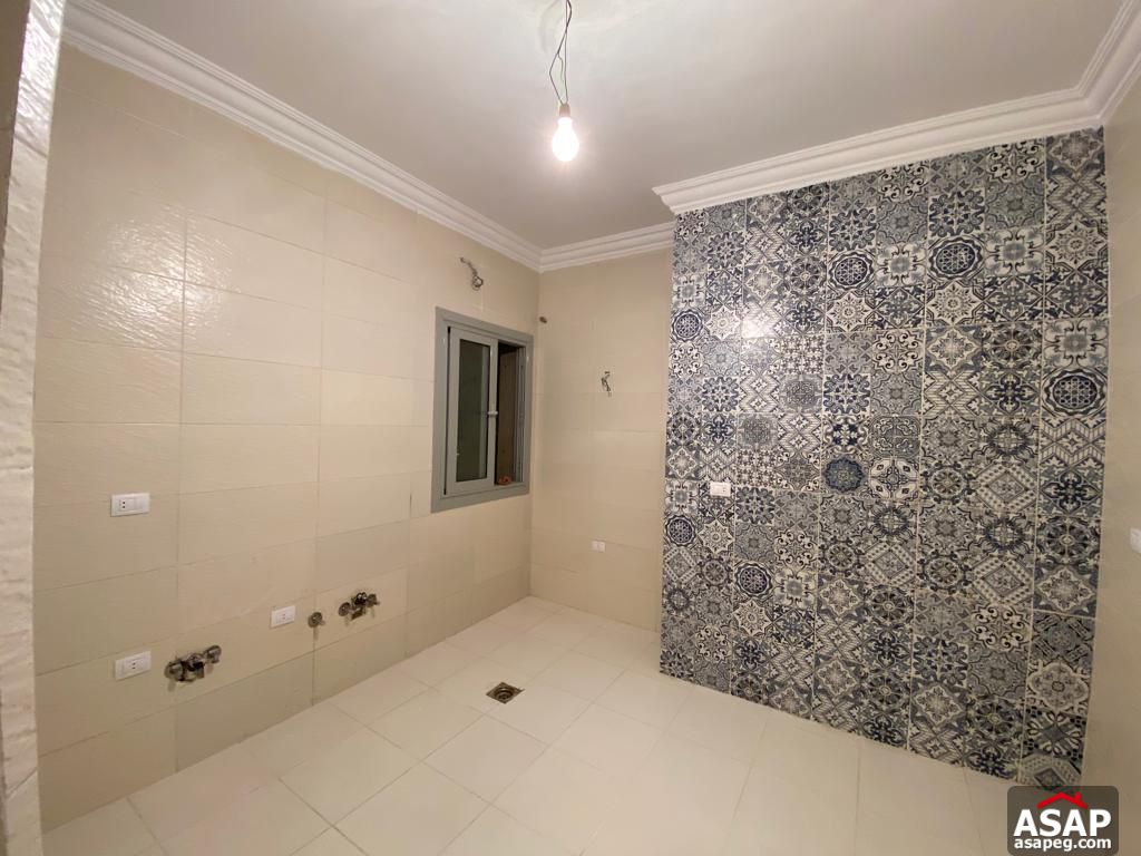 Apartment for Rent in Village Gate