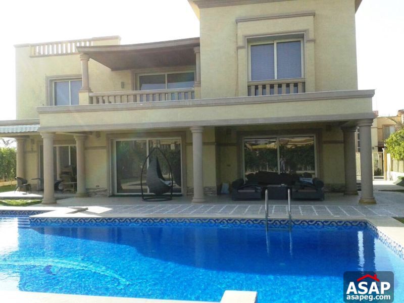 Stand Alone with Pool for Rent in the Villa