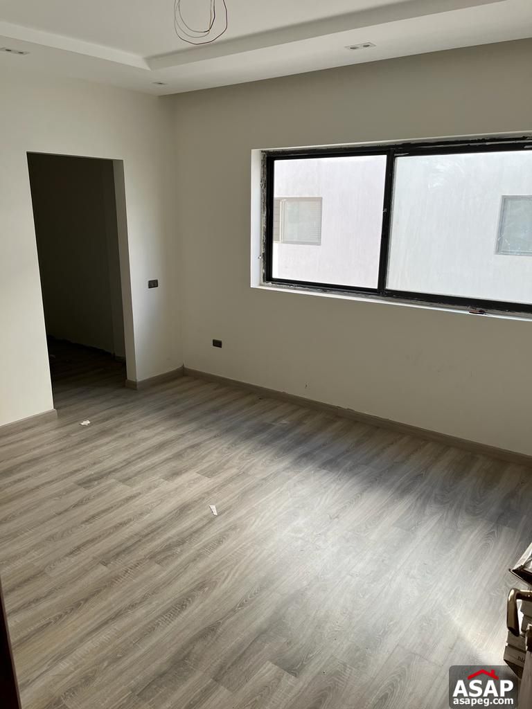 Apartment with Lake View for Rent in New Cairo