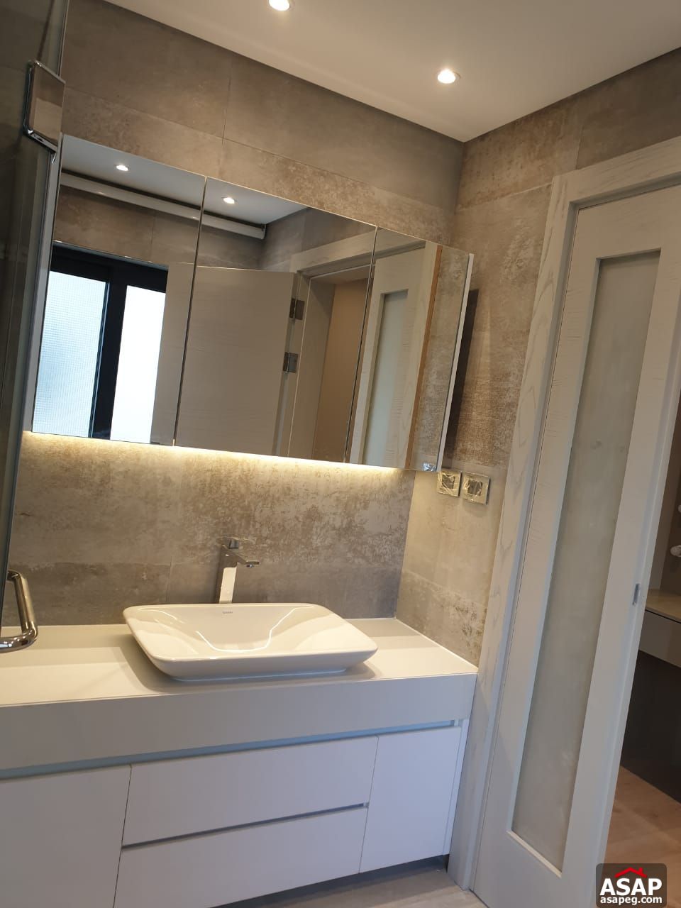 Apartment for Rent in The WaterWay Apartment for Rent in The WaterWay