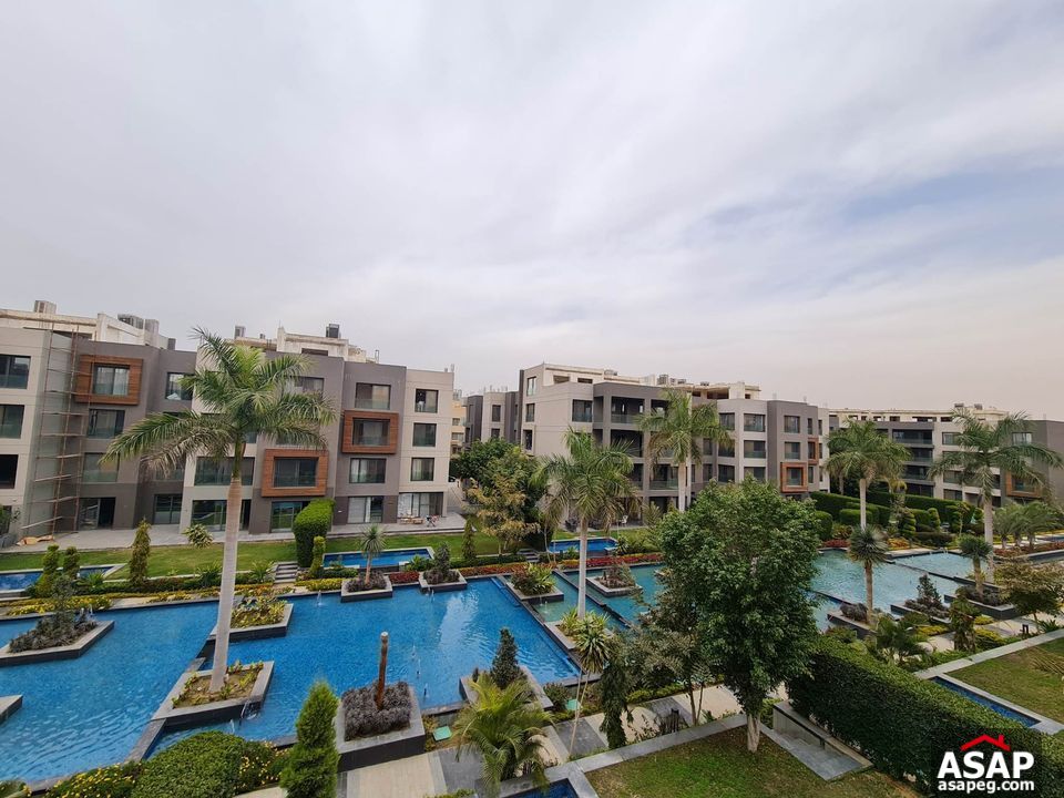 Apartment with Lake View for Rent in Silver Palm Apartment with Lake View for Rent in Silver Palm