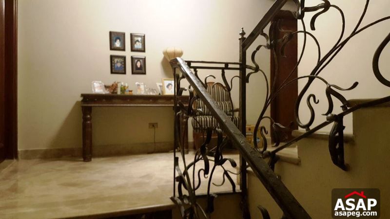 Furnished Villa with Big Garden for Rent in New Cairo