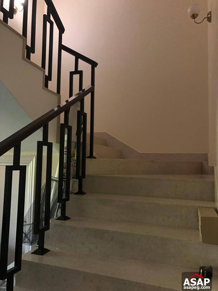 For Rent Twin House in Les Rois Compound