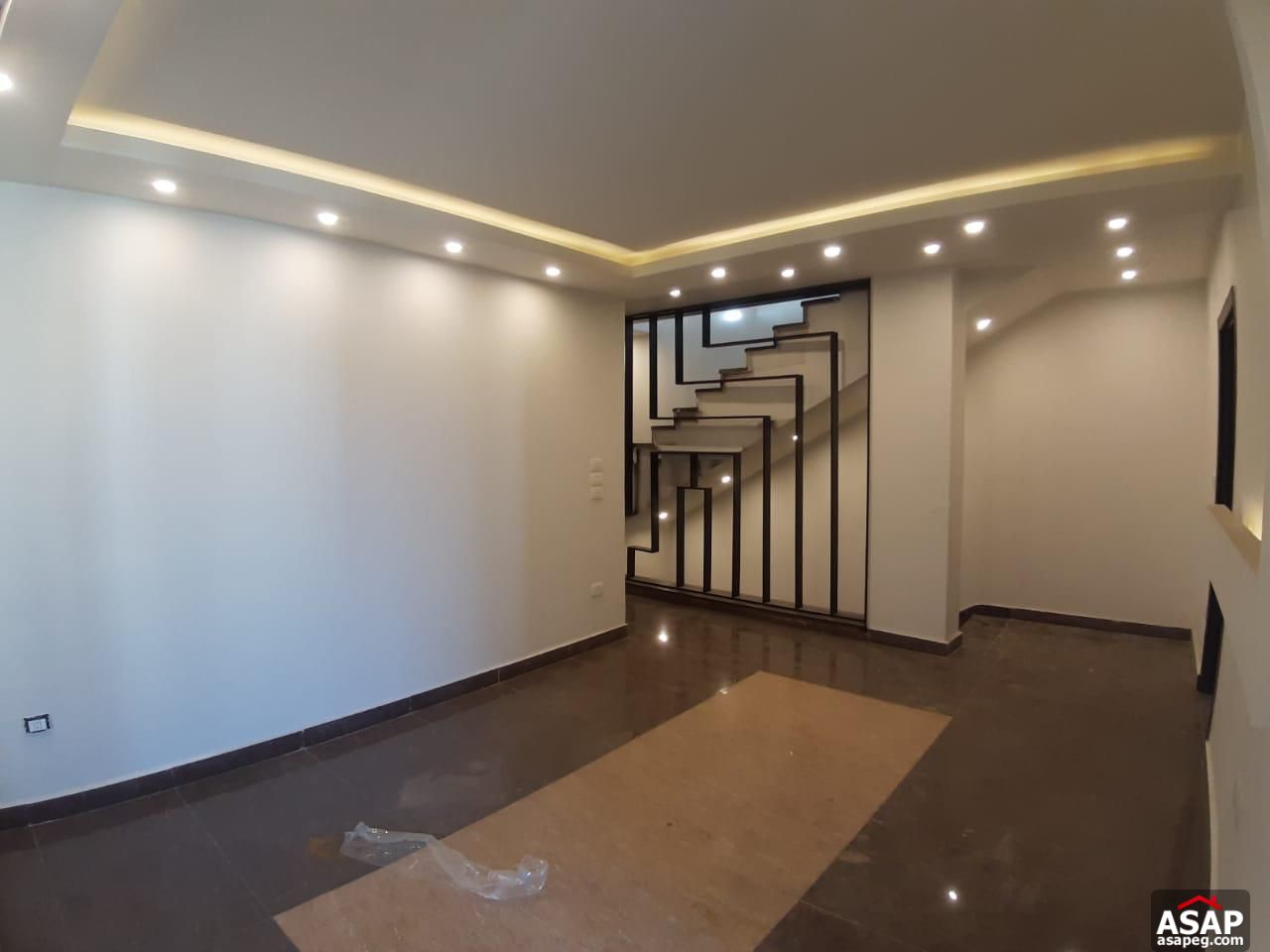 Villa for Rent in Hyde Park Villa for Rent in Hyde Park