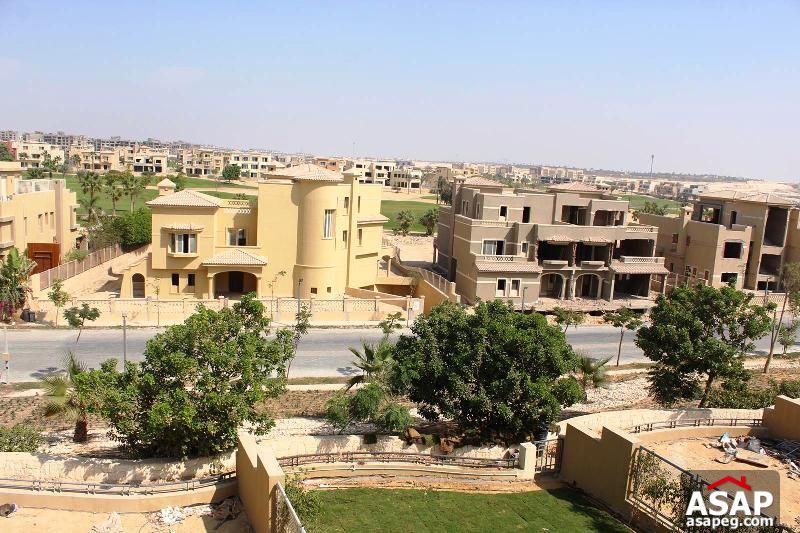 Town House with Golf View in Palm Hills - 6 October